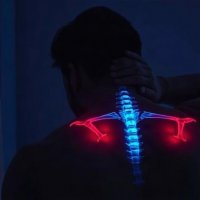 Боль в плече ночью: частые причины и что за ней может скрываться