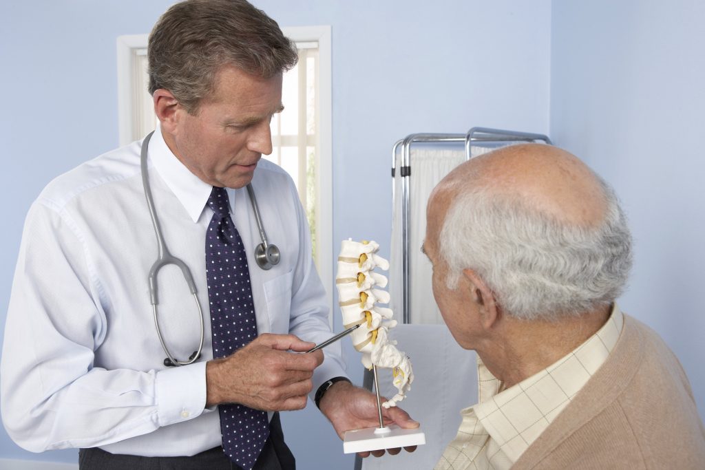 Бисфосфонаты для лечения остеопороза: названия медицинских препаратов, цены, отзывы. Лекарства для терапии постменопаузального остеопороза у женщин